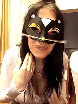 Snapshot of eva750 chatting on 03/08/25, 05:22 eva750 online show from 03/08/25, 05:22