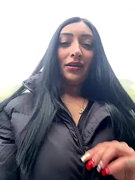 Snapshot of Kathy_bella18 chatting on 12/14/25, 12:10 Kathy bella18 online show from 12/14/25, 12:10