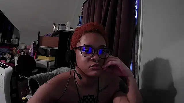 nickytheehawtie online show from 04/27/26, 12:19