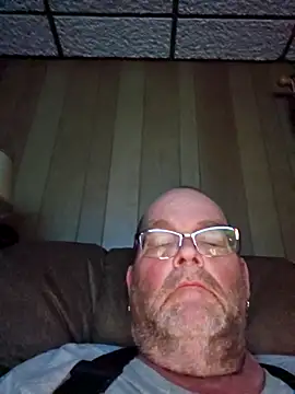 mrwizard4570 online show from 05/04/26, 04:41