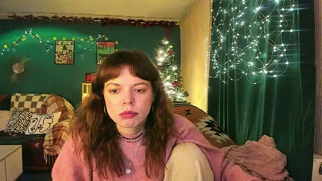 Snapshot of ClancyMorissey chatting on 12/18/25, 06:36 ClancyMorissey online show from 12/18/25, 06:36