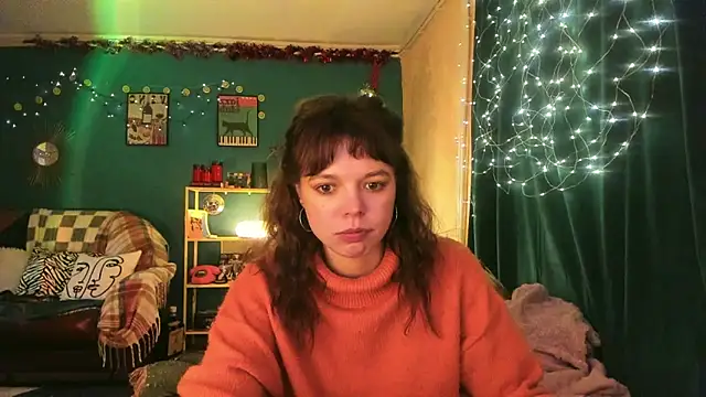 Snapshot of ClancyMorissey chatting on 12/19/25, 07:21 ClancyMorissey online show from 12/19/25, 07:21