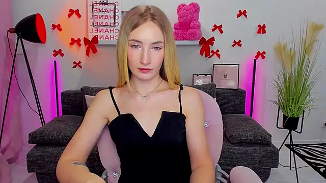 bella  rose online show from 02/21/25, 06:07