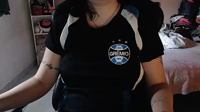 Snapshot of Ta_maravilhosaaa chatting on 01/24/25, 02:41 Ta maravilhosaaa online show from 01/24/25, 02:41