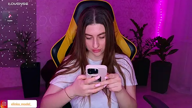 Elishka  online show from 01/19/25, 05:15