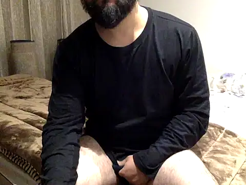 Snapshot of huny0019 chatting on 02/01/26, 06:50 huny0019 online show from 02/01/26, 06:50