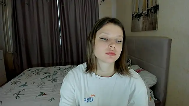 SoniNesti online show from 09/30/25, 02:22