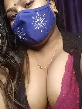 Snapshot of cutee__crazy chatting on 12/13/24, 07:10 cutee  crazy online show from 12/13/24, 07:10
