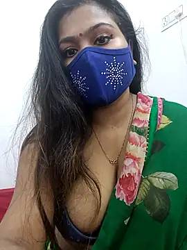 Snapshot of cutee__crazy chatting on 02/20/25, 05:18 cutee  crazy online show from 02/20/25, 05:18