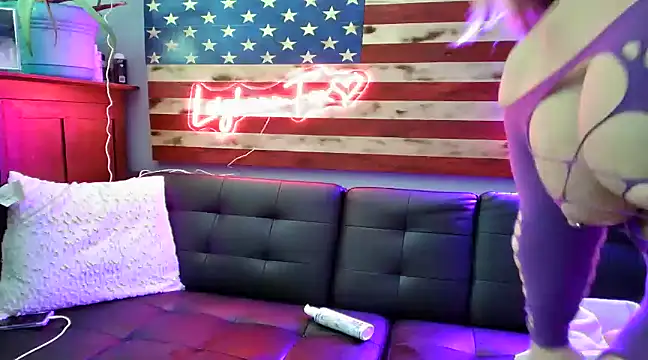 LeighAnnFox online show from 01/08/25, 10:06