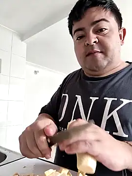 naughty bear online show from 03/11/26, 01:39