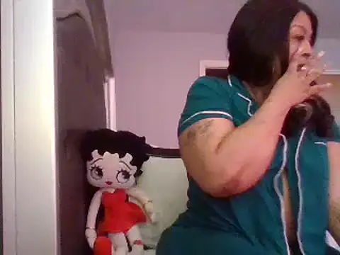 MSweetLindaParks online show from 01/29/25, 01:07