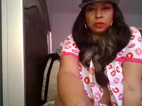 MSweetLindaParks online show from 02/02/25, 07:25