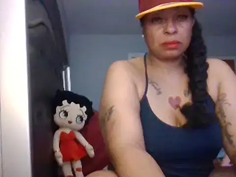 MSweetLindaParks online show from 03/02/25, 10:48