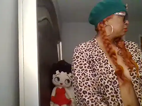 MSweetLindaParks online show from 03/22/25, 09:13