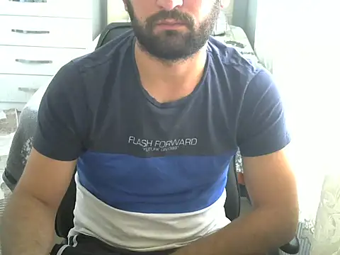 Snapshot of crazybaby5461 chatting on 09/27/25, 10:20 crazybaby5461 online show from 09/27/25, 10:20