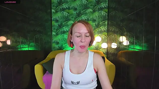 Snapshot of NikaGentle chatting on 12/13/24, 05:49 NikaGentle online show from 12/13/24, 05:49