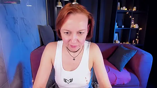 Snapshot of NikaGentle chatting on 01/13/25, 12:13 NikaGentle online show from 01/13/25, 12:13