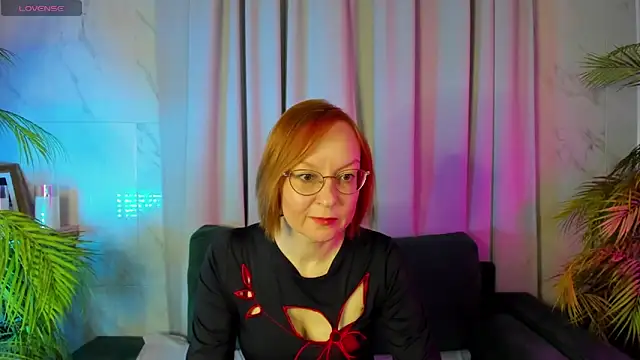 Snapshot of NikaGentle chatting on 03/07/25, 05:29 NikaGentle online show from 03/07/25, 05:29