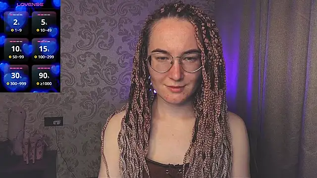 Snapshot of AgnesGraham chatting on 04/22/26, 10:44 AgnesGraham online show from 04/22/26, 10:44