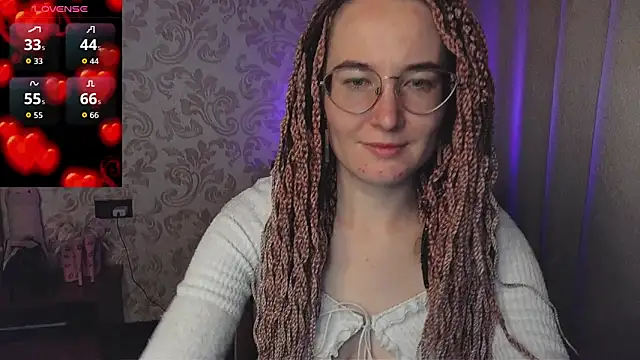 Snapshot of AgnesGraham chatting on 04/26/26, 10:07 AgnesGraham online show from 04/26/26, 10:07