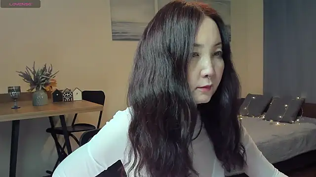 Snapshot of AvroraSakura chatting on 12/06/24, 11:11 AvroraSakura online show from 12/06/24, 11:11