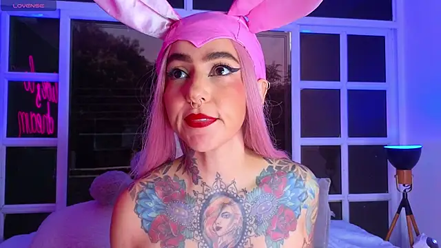 Evangelyne 1 online show from 02/22/25, 03:36