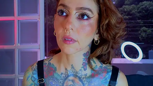 Evangelyne 1 online show from 09/18/25, 03:58