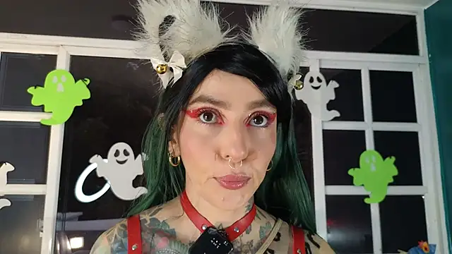 Evangelyne 1 online show from 10/14/25, 03:46