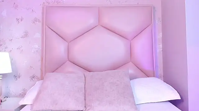 ambar sullivan online show from 09/30/25, 11:48