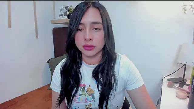 Snapshot of isabella_jade chatting on 01/12/25, 01:53 isabella jade online show from 01/12/25, 01:53