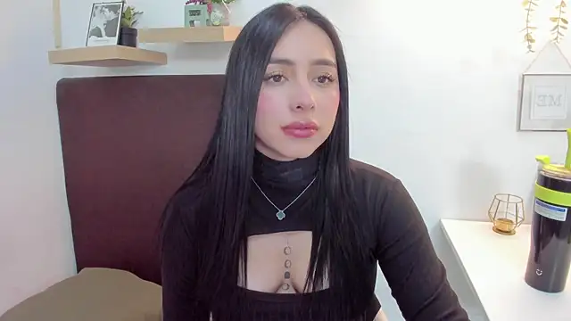 Snapshot of isabella_jade chatting on 02/12/25, 07:56 isabella jade online show from 02/12/25, 07:56
