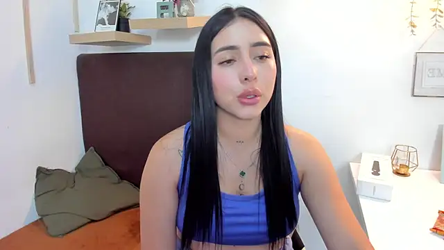 Snapshot of isabella_jade chatting on 02/13/25, 10:22 isabella jade online show from 02/13/25, 10:22