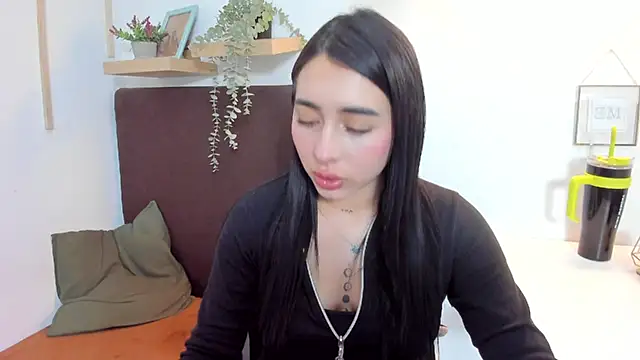 Snapshot of isabella_jade chatting on 03/01/25, 05:38 isabella jade online show from 03/01/25, 05:38