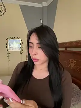 Snapshot of isabella_jade chatting on 09/30/25, 02:33 isabella jade online show from 09/30/25, 02:33