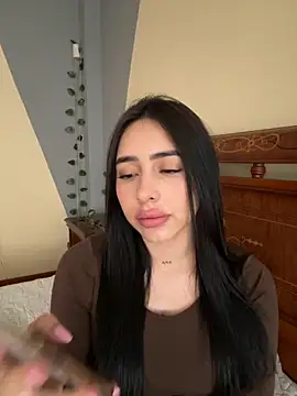 Snapshot of isabella_jade chatting on 10/17/25, 01:25 isabella jade online show from 10/17/25, 01:25