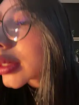 isabella jade online show from 11/03/25, 01:12