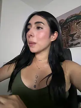 isabella jade online show from 03/16/26, 09:41