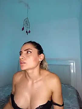 ASHLEY BLAIR online show from 02/25/25, 09:02