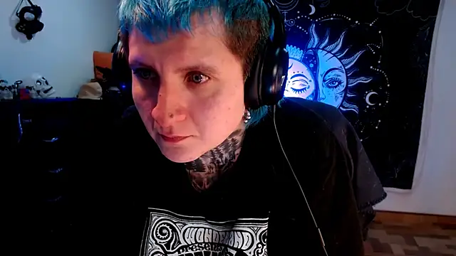 Marieblueeyes online show from 02/04/25, 07:18