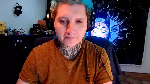 Marieblueeyes online show from 02/06/25, 07:56