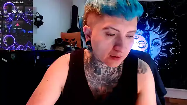 Marieblueeyes online show from 02/09/25, 12:06