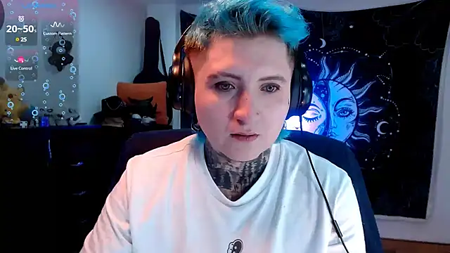 Marieblueeyes online show from 02/11/25, 12:38