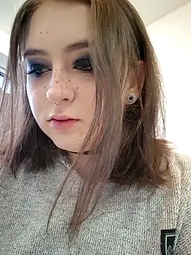 Snapshot of Yammy_Yumi chatting on 10/30/25, 04:03 Yammy Yumi online show from 10/30/25, 04:03