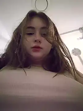 Snapshot of Yammy_Yumi chatting on 03/08/26, 01:26 Yammy Yumi online show from 03/08/26, 01:26