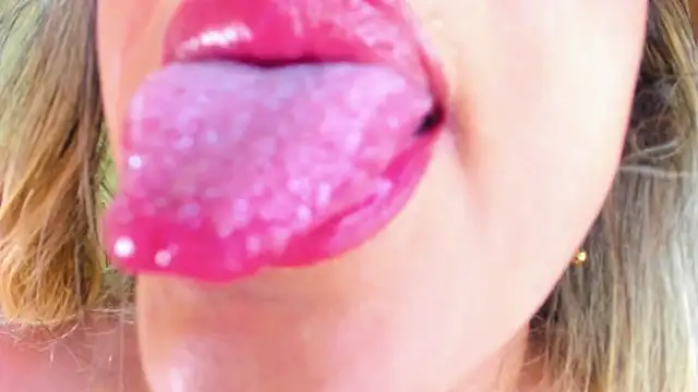 Julia Haye online show from 01/05/25, 04:25