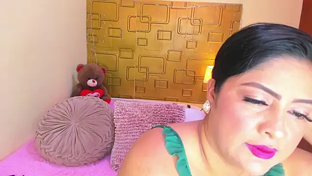Julia Haye online show from 05/09/26, 03:01