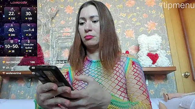 SophieBush online show from 02/25/25, 10:37