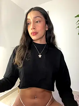 Snapshot of SelenaStone chatting on 09/11/25, 09:48 SelenaStone online show from 09/11/25, 09:48