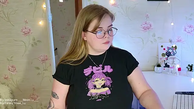 sinnamon  online show from 12/05/25, 12:36